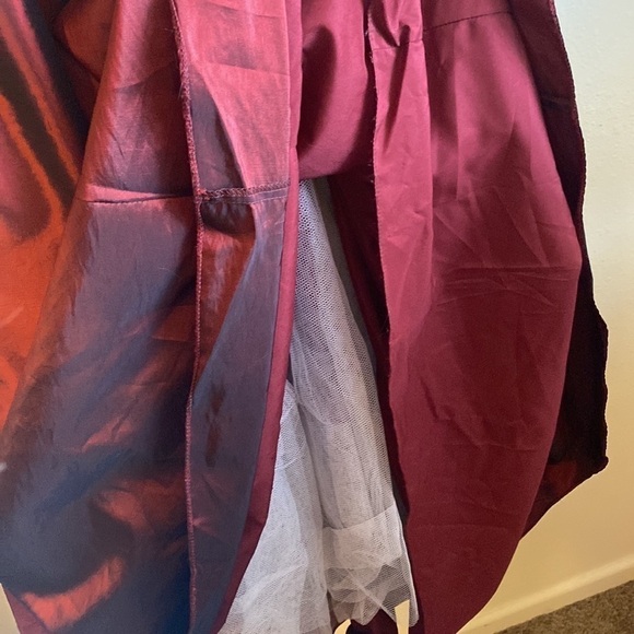 Wine red strapless sweetheart neckline ball gown prom dress with beaded bodice - Picture 6 of 9